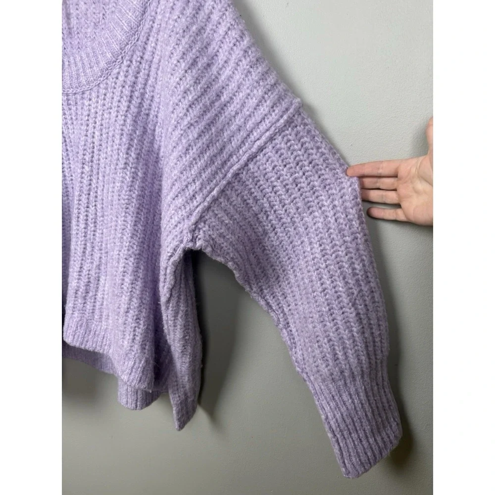 Free People Blue Bell Oversized Chunky Knit‎ Purple Lavender Sweater Cozy Casual